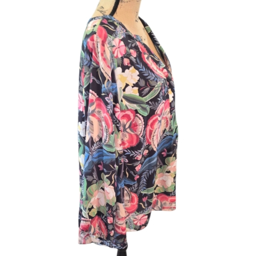 Tahari Floral Print Black Blue Pink Women's Top Plus Size 2X New - Picture 3 of 11